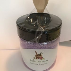 Essential Lavender Oil Bath Salt 8oz